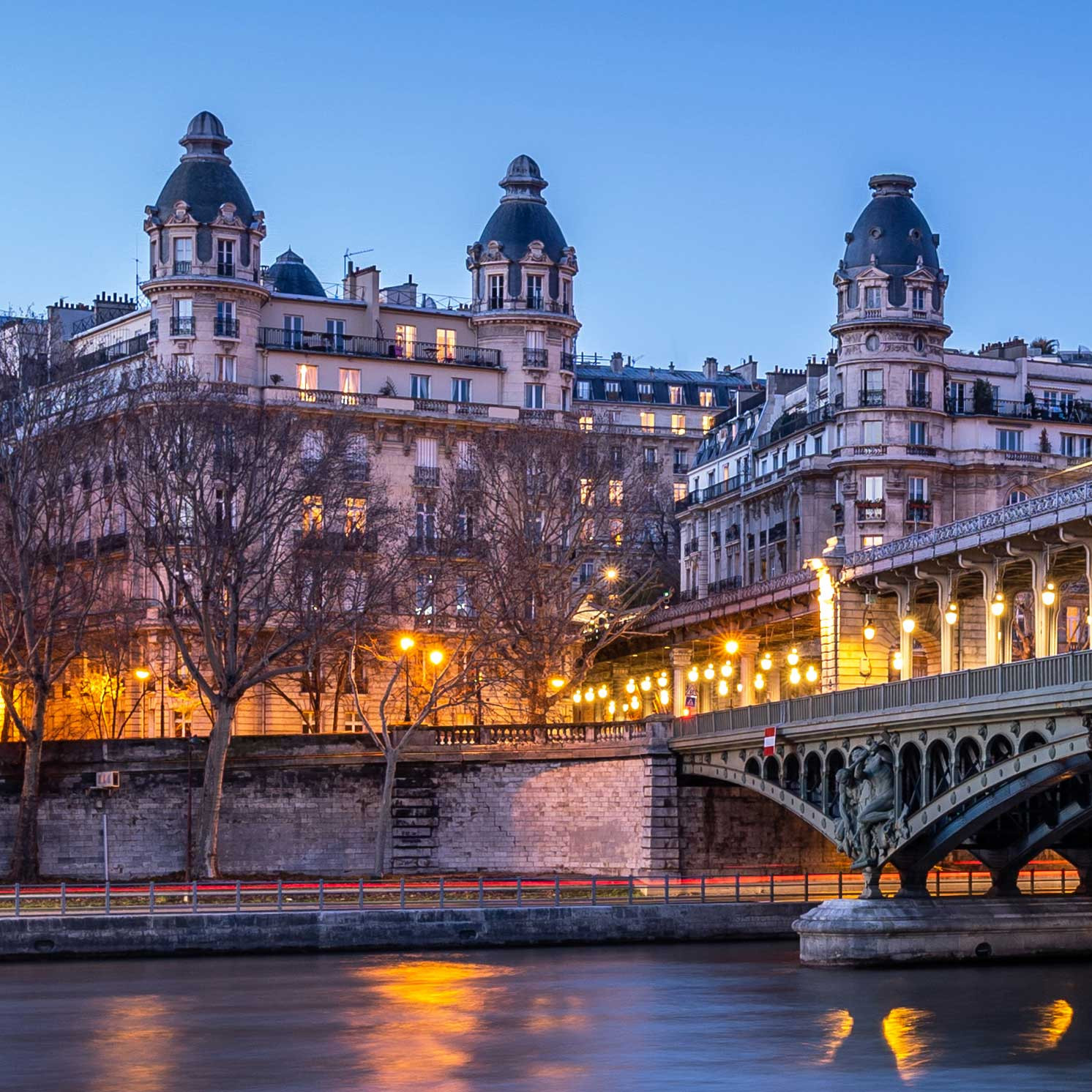 Pont Bir Hakeim, Paris