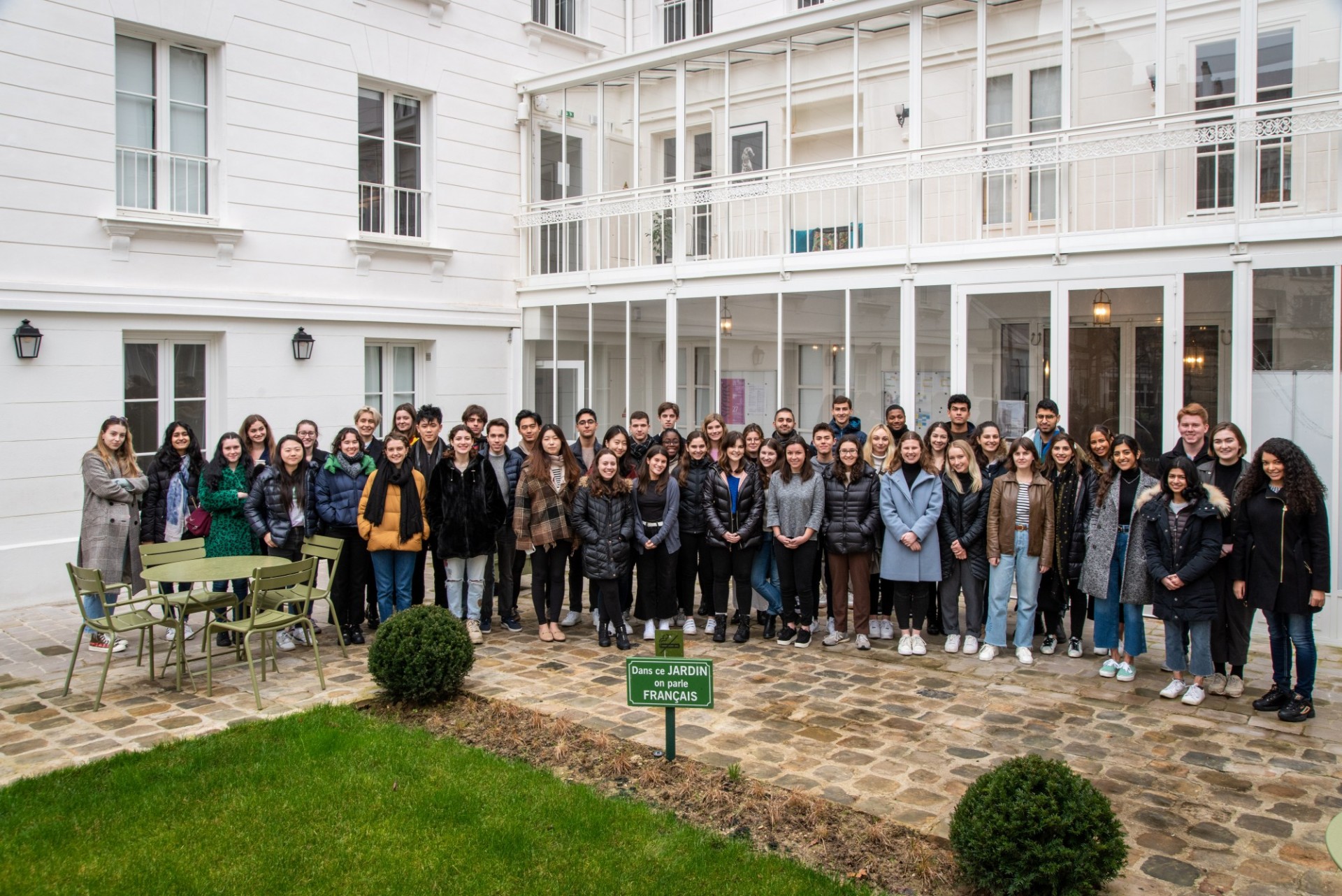 Columbia in Paris group photo at Reid Hall, Spring 2020
